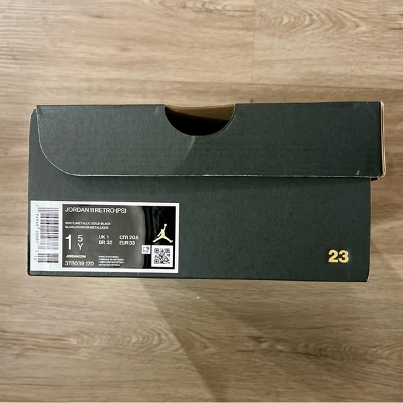 Air Jordan 11 “Gratitude” PS Size 1.5Y used with box 📦 kids - Picture 6 of 6